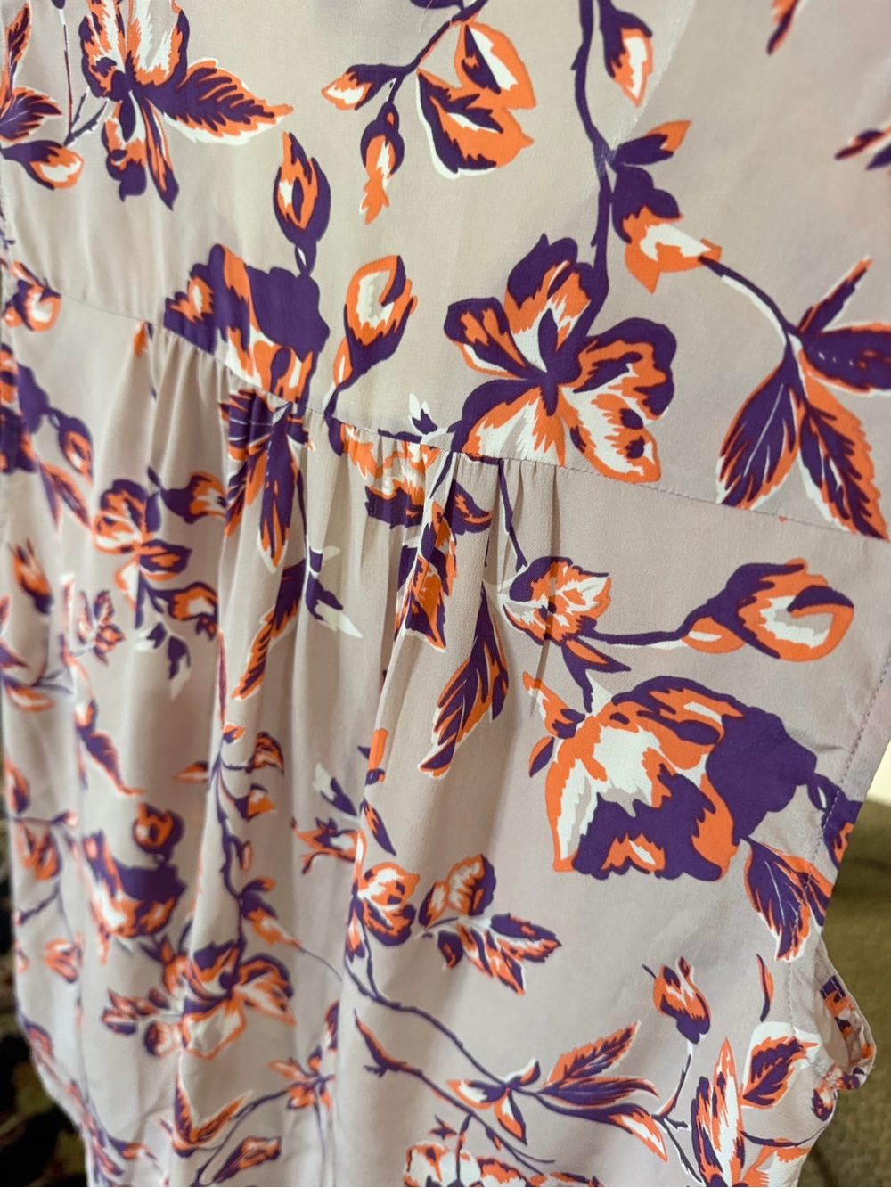 Joie Sleeveless Blouse - Picture 3 of 7